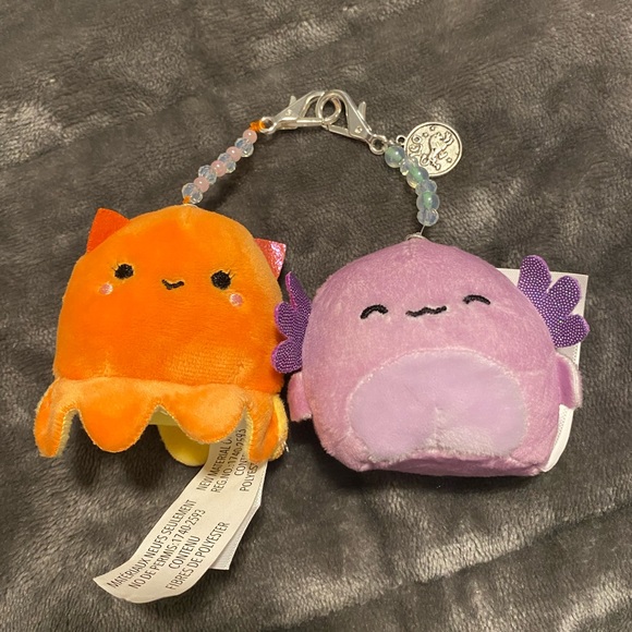 MYSTERY MICRO SQUISHMALLOW KEYCHAINS - Picture 4 of 10